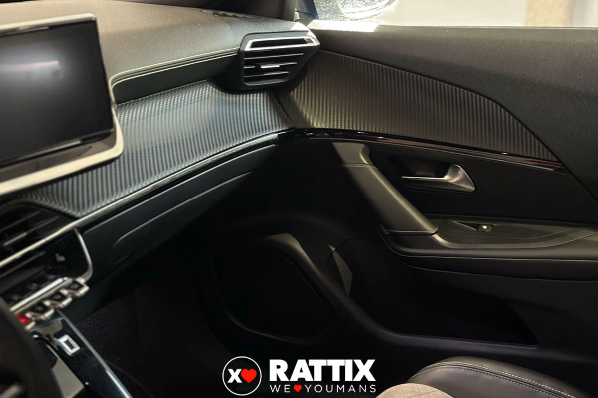 PEUGEOT 2008 ii 2020 e-2008 GT 100kW